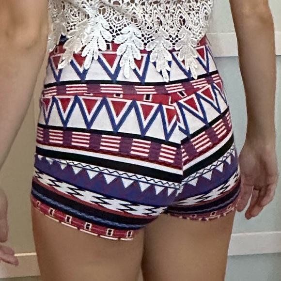 American Apparel High Waist Shorts - Picture 3 of 4